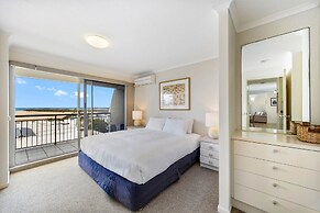 Oceanfront 3-bed Retreat With Pool-steps to Beach