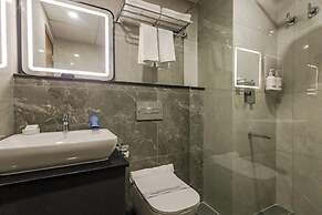 Olwen Suites