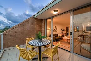 Stylish 1-bed Apartment Near Manly Beach