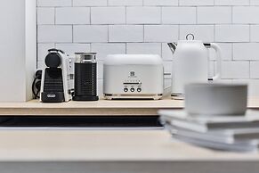 Studio4: Bondi Chic Interiors With Rooftop Pool