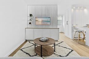 Studio4: Bondi Chic Interiors With Rooftop Pool