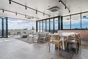 Stylish Studio Near Fremantle Cafes and Beaches