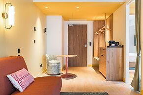 Hampton by Hilton Bordeaux Merignac Airport