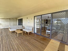 Coastal Upper-level Home With Pool Access