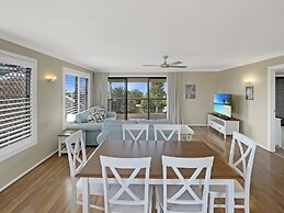 Coastal Upper-level Home With Pool Access