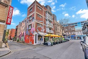 Central 1-bed Adelaide Apartment With Balcony