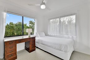 Homely 3-bed Townhouse With Pool & Gym Access