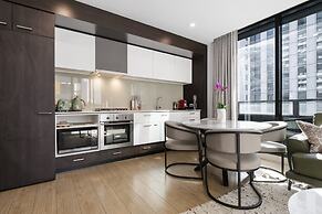 Sleek Southbank 2-bed Apartment With Balcony Views