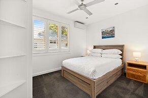 Elegant 3-bed Home With Games Room
