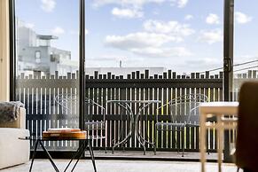 Northcote 3-bed Townhouse Near Cafes & Shops