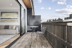 Northcote 3-bed Townhouse Near Cafes & Shops
