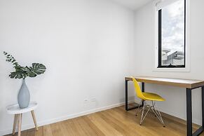 Northcote 3-bed Townhouse Near Cafes & Shops
