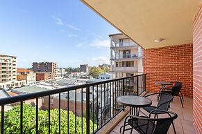 Spacious 3-bed With Alfresco Dining by Amenities