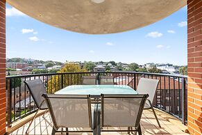 Spacious 3-bed With Alfresco Dining by Amenities