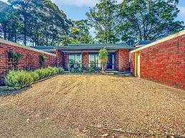 Spacious 2-bed Townhouse With BBQ