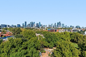 City Views & Inner-north Cool at Your Door