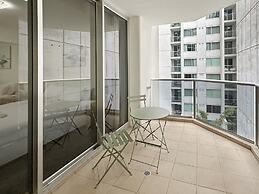 2-bed City Apartment With Gym