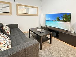 2-bed City Apartment With Gym