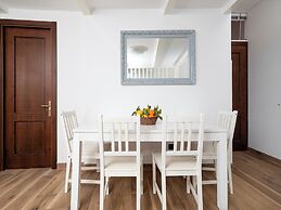 Casa Mirty