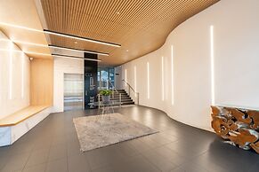Best Location 2-bed With Gym, Pool 7-min From CBD