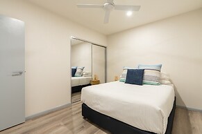 Best Location 2-bed With Gym, Pool 7-min From CBD