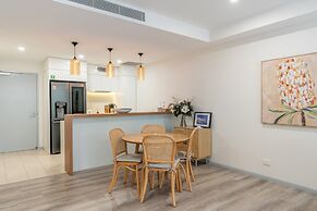 Best Location 2-bed With Gym, Pool 7-min From CBD