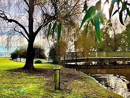 Lake Colac Holiday Park