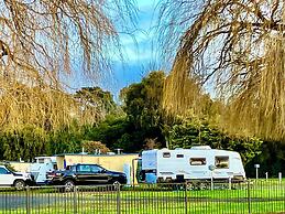 Lake Colac Holiday Park