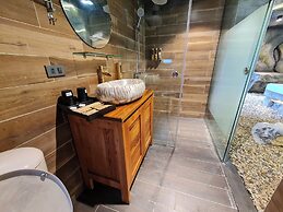 Kovie Hoa Lac - Wellness & Forest Retreat
