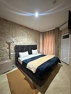 Hotel Pyramides Collection