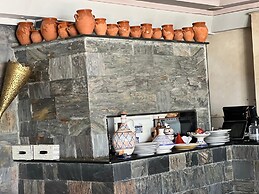 Hotel Pyramides Collection