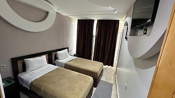 Hotel Pyramides Collection