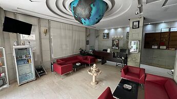 Hotel Pyramides Collection