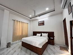 Hotel Raj Villas Palace