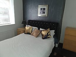Stags Hens Contractors Longstay
