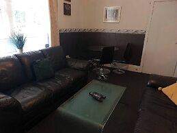 Stags Hens Contractors Longstay
