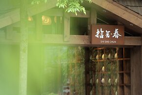 Shishe Spring Designer Homestay