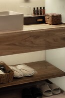 Shishe Spring Designer Homestay