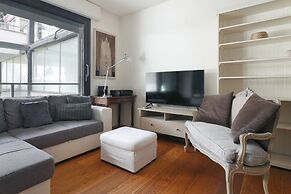 Delightful Family Flat with Terrace