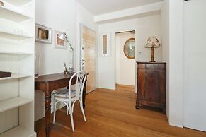Delightful Family Flat with Terrace