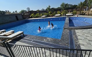 Evergreen Resort And SPA  The Lychee