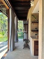 Nachan The Antique Courtyard