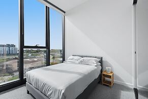 Generous 2-bed Apartment With Great Amenities