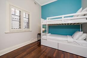 Incredible 3-bed Renovated Home With Huge Garden