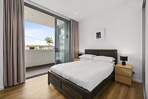 Bright & Modern 3-bed Townhouse in Rosebery