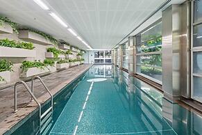 Eclectic 1-bed Apartment With Pool and Gym