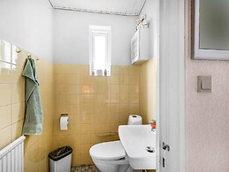 5 Star Holiday Home in Ronne