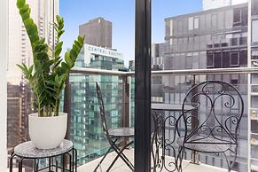 Luxe 2-bed Apartment With River Views Near Casino