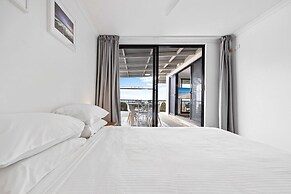 Beachside 3-bed With Bbq, Pool, Gym