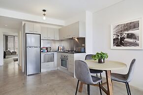 Central 1-bedroom Apartment With City Views